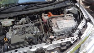 Плюсы Toyota Corolla Fielder 2019 гибрид / Продается в Москве Toyota Fielder правый руль