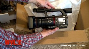 Panasonic AG CX350 unboxing