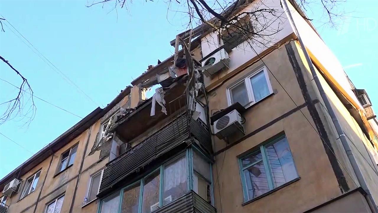 По населенным пунктам ДНР за несколько часов неона...сятка снарядов из вооружения натовского калибра