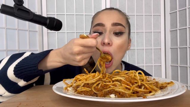 MUKBANG|Болоньезе🍝Предъява от подписчицы😳