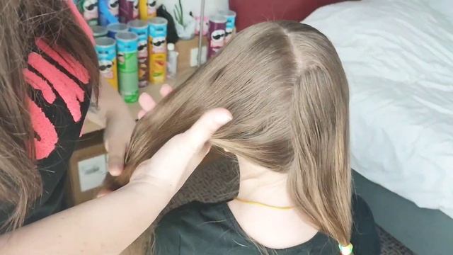 как сделать стрижку самой дома? каре смотреть онлайн