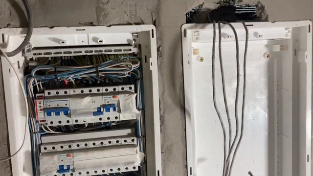 АВР автоматический ввод резерва от EKF на дом
