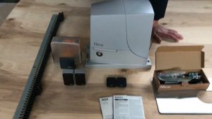 Краткий обзор комплектации привода для откатных ворот Nice ROX600