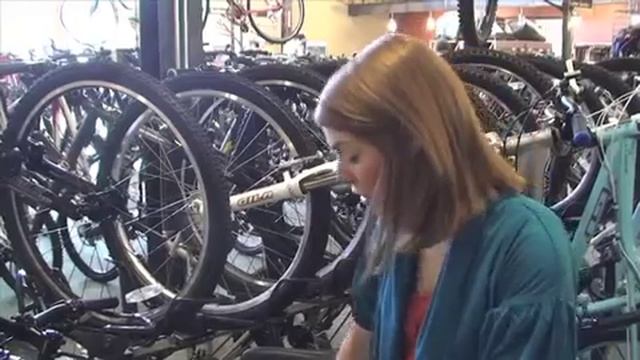 Mountain Bike: Specialized Myka FSR Comp смотреть онлайн