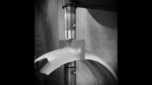 Фасонная формовка. Рессорный молот.
Как сделать крыло для мотоцикла. Формовка металла.