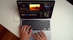 ? MacBook Pro M2 vs Editor de vídeo ¿MERECE LA PENA?