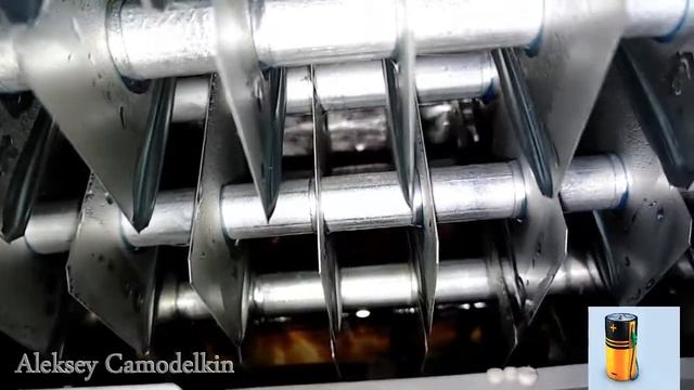 Традиционная болезнь холодильников. Неприятные накапливающие запахи. Разборка, чистка. смотреть онлайн