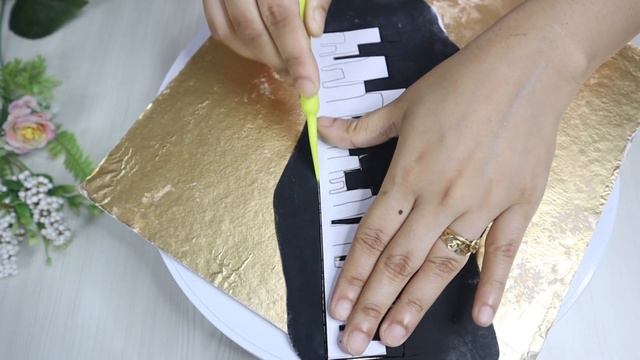 Quick & Simple Cake Decorating for Beginner | City Skyline at Night