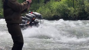 Штурм порогов реки Пезо в исполнении Палыча.