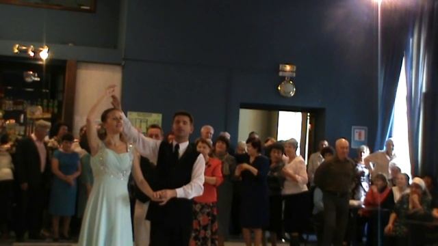 Па-д'эспань. Музыка А. Цармана. Обучает Игорь Михайлов. Бал в минусинском драмтеатре. Октябрь 2014 смотреть онлайн