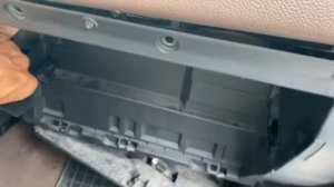 Infiniti fx35 fx37 qx70 S51 how to change cabin air filter замена салонного фильтра