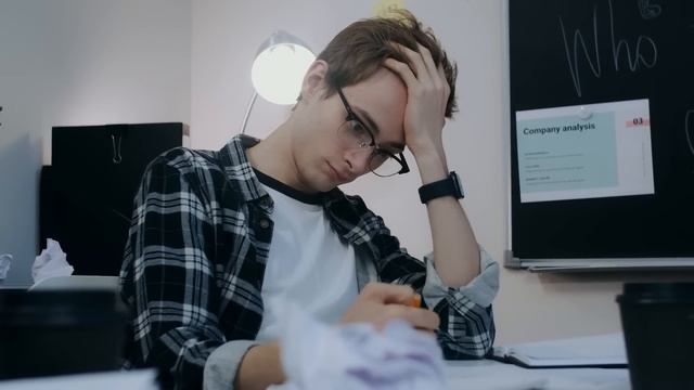 УМ ВАЖНЕЕ ИНТЕЛЛЕКТА / ПОЧЕМУ ОТЛИЧНИКИ НЕ ВСЕГДА УМНЫЕ смотреть онлайн