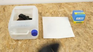 How to replace the diesel fuel filter Citroën C4 mk1 2.0 HDi ⛽