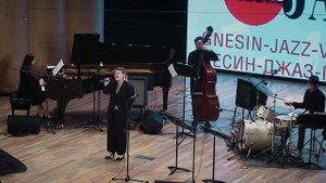 Джимми МАКХЬЮ, Гарольд АРЛЕН - «I Just Found Out About Love», сл. Дороти ФИЛДС