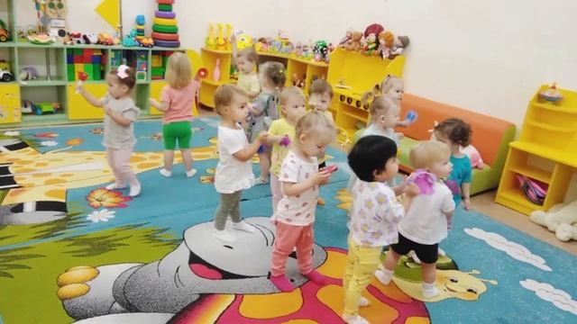 Сиреневая (младшая группа). Музыка смотреть онлайн