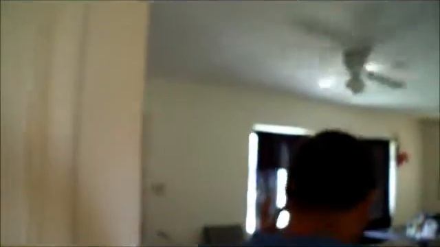 Stung by a bee - LOL Когда оса кусает в ухо смотреть онлайн