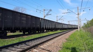 Электровозы 3ЭС5К-1074 с грузовым поездом и толкач 4ЭС5К-036 "Ермак" в хвосте.