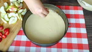 Шарлотку больше не готовлю, всего 1 яйцо и кефир удивительно ВКУСНЫЙ заливной пирог!