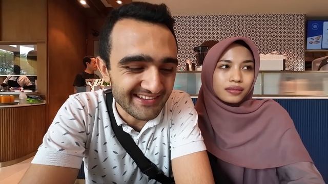 ENDONEZYALI İLE EVLİLİĞİN ZORLUKLARI NELERDİR?-ENDONEZYALI EŞİM İLE NASIL TANIŞTIM! смотреть онлайн