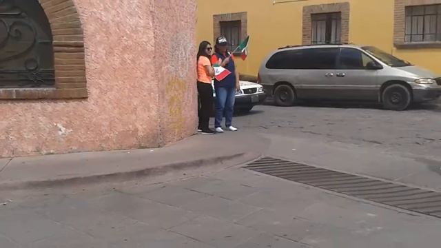 Viendo los carros mas padre смотреть онлайн