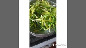 Черемша -любимая многими на Кавказе не только  вкусная, но и полезная еда. Как приготовить #Shorts