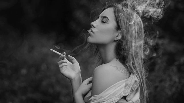 Вдыхая этот серый дым? смотреть онлайн