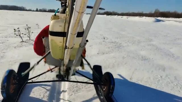 Испытания лыжного шасси ультралайта Е-12НК. Тест N2 смотреть онлайн