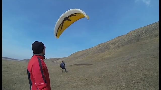 Параплан. Склон 06.04.14 Попытки полетов при сильном ветре. смотреть онлайн