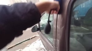 Как открыть машину если нет ключей / не срабатывает центральный замок / сигнализация? Самый простой