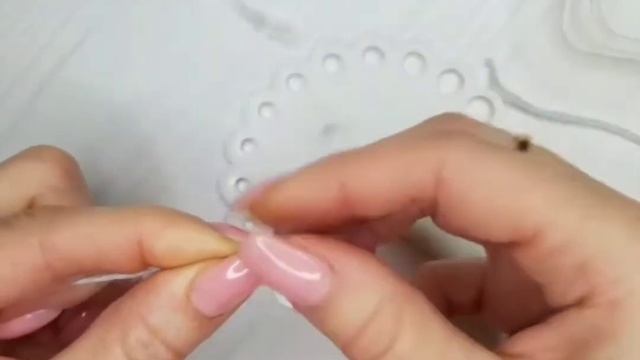 ЛАЙФХАК.Как соединить два конца мериносовой нитки. смотреть онлайн