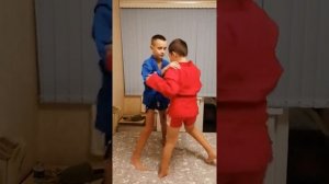 Захват пистолет в самбо