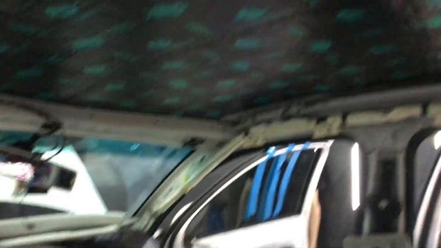 Volkswagen Tiguan дополнительная шумоизоляция SGM, забота о создании акустически комфортных условий