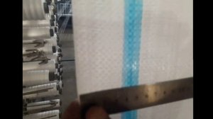 Работа станков для производства полипропиленового тканого рукава