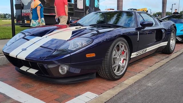 1964-1969 GT40 Red Replica, 2004-2006 Ford GT Blue and 2017-2022 Ford GT Silver - Rides By The Rive смотреть онлайн