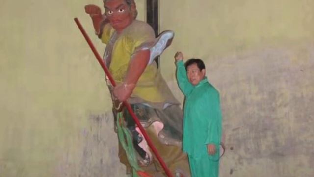 Монастырь Шаолинь. Экскурсия по залам монастыря.