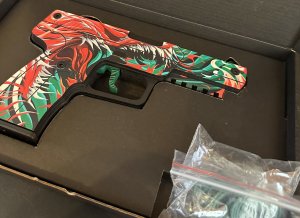 Распаковка VozWooden Five-SeveN "Веном"