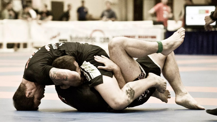 Какое же выбрать себе кимоно и экипировку для спортзала! Много мусора в голове и мало толку смотреть онлайн