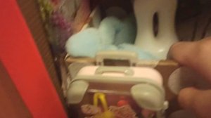 Обзор на комнатку Басиков.