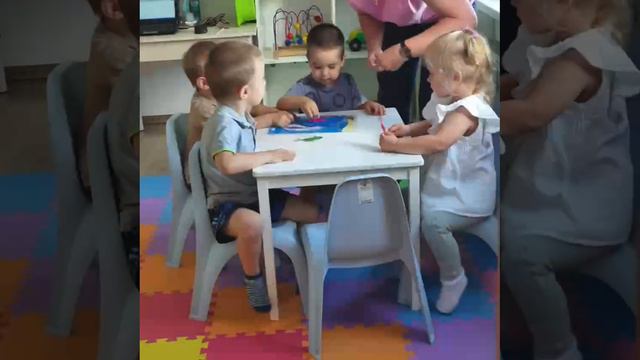 Информация для родителей к размышлению💭
На видеофрагментах филиал "КоалаМама" Янино-1🐨🏡