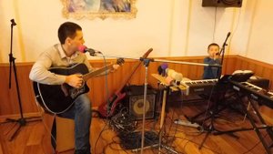Церковь ЕХБ города Боброва - Ты лишь один, Ты один лишь достоин...