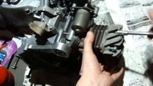 Ремонт Honda Dio AF-34 Black Часть 26 Установка ЦПГ