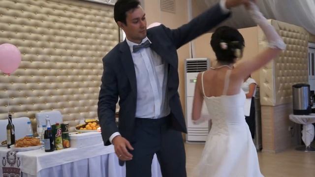 Танец Андрея и Евгении 12. 07. 13. Ведущая Ольга Сальникова смотреть онлайн