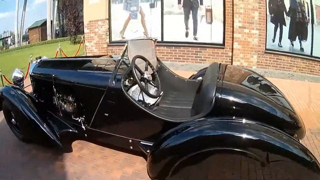 Зарисовки с Ретро Выставки- Обзор Mercedes-Benz 710 SSK Roadster смотреть онлайн