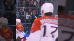 главный тренер ХК Сибирь прикалывается над подопечными))) #Сибирь #кхл #хоккей #Новосибирск