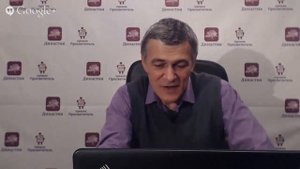 Владимир Сурдин отвечает на вопросы после лекции о метеоритах