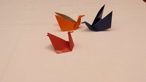 Оригами для детей Лебедь из бумаги Учимся делать простого лебедя