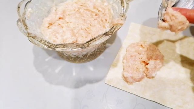 Ленивые чебуреки, очень быстро и тесто месить не надо. Простой домашний рецепт.