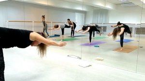 Йога/ Групповое занятие/ Последовательность Виньяса Флоу