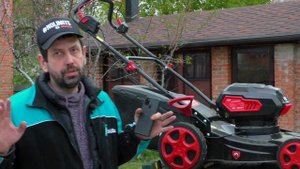 Плюсы и минусы аккумуляторной газонокосилки