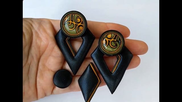 Серьги-пусеты из натуральной кожи полимерной глины "Магия" - нет в наличии